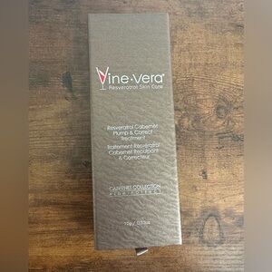 Vine Vera Resveratrol Skin Care Treatment